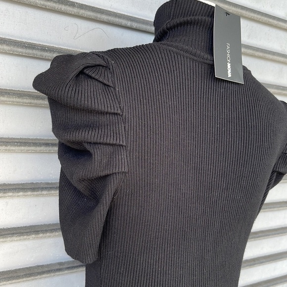 Fashion Nova Mallory Sweater MIDI Turtleneck Dress Size M - Picture 14 of 16